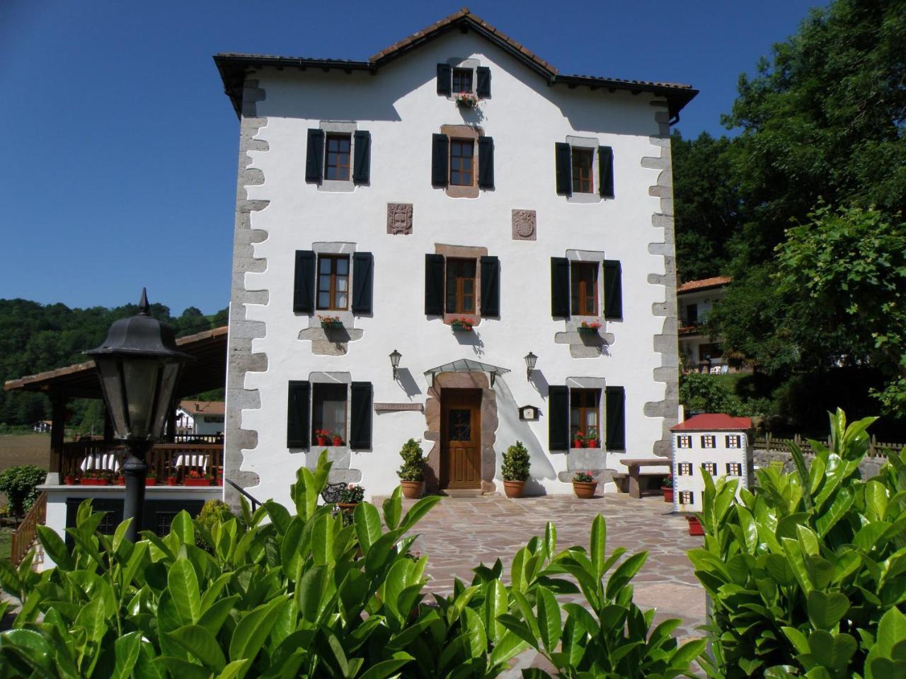 Hotel Rural Irigoienea Urdax Exteriér fotografie